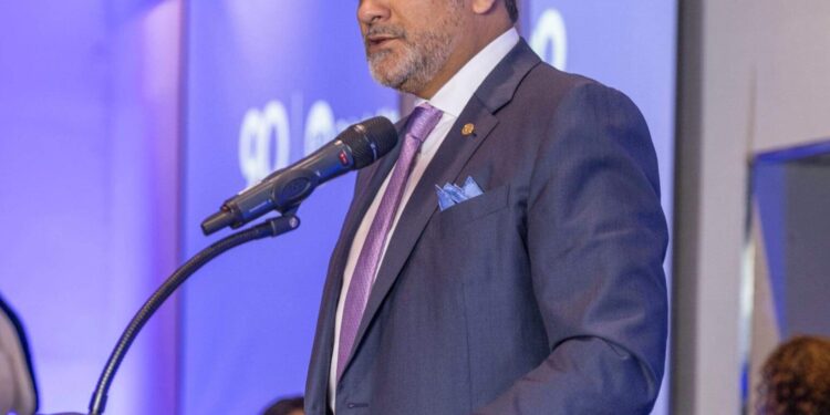 Andrés Farrugia detalla nuevo programa de financiamiento para trabajadores de la construcción