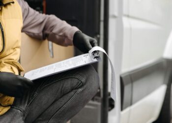 Escoem analiza la sentencia del Tribunal Supremo que aclara el requisito del trabajador a jornada completa