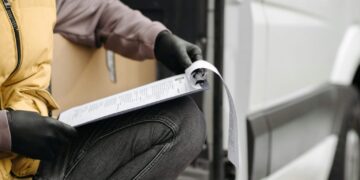 Escoem analiza la sentencia del Tribunal Supremo que aclara el requisito del trabajador a jornada completa